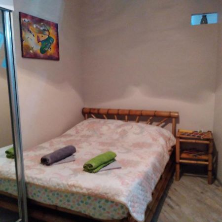 Hostel Retro Batumi Luaran gambar