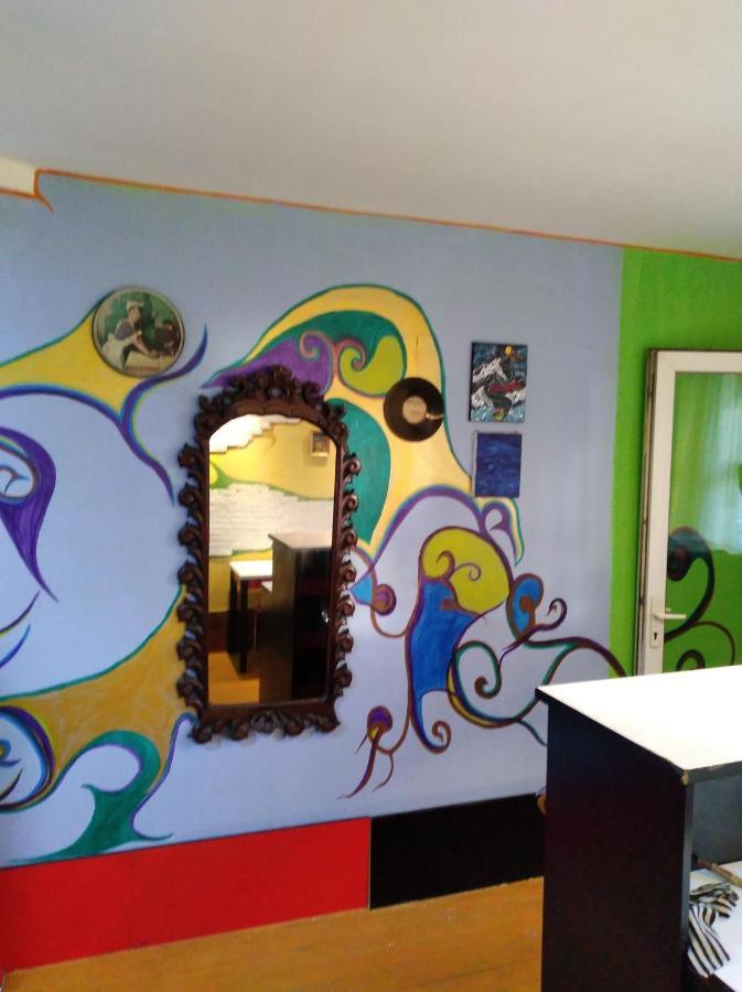 Hostel Retro Batumi Luaran gambar