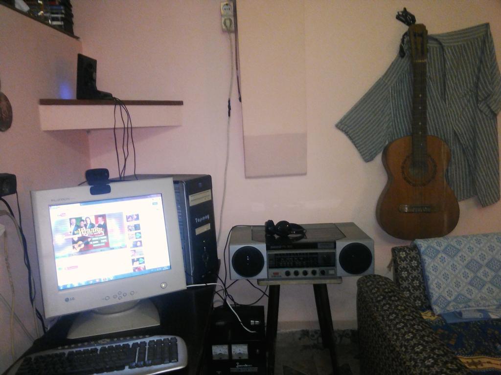 Hostel Retro Batumi Luaran gambar
