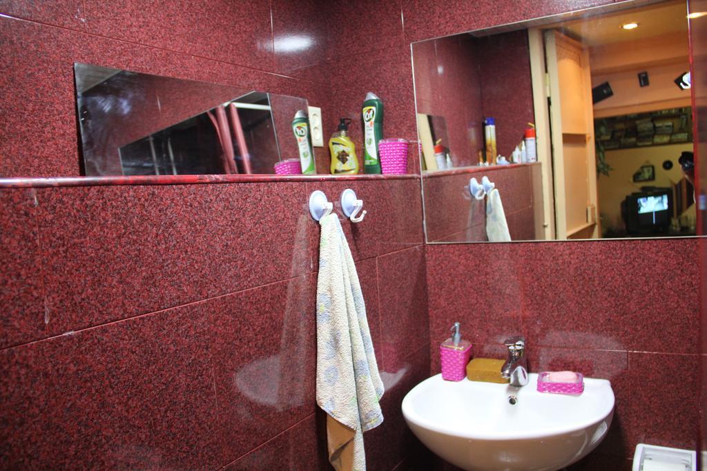 Hostel Retro Batumi Bilik gambar