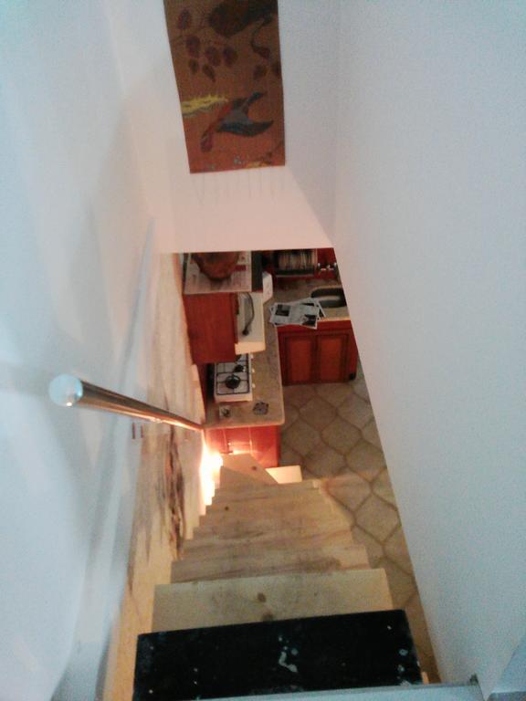 Hostel Retro Batumi Luaran gambar
