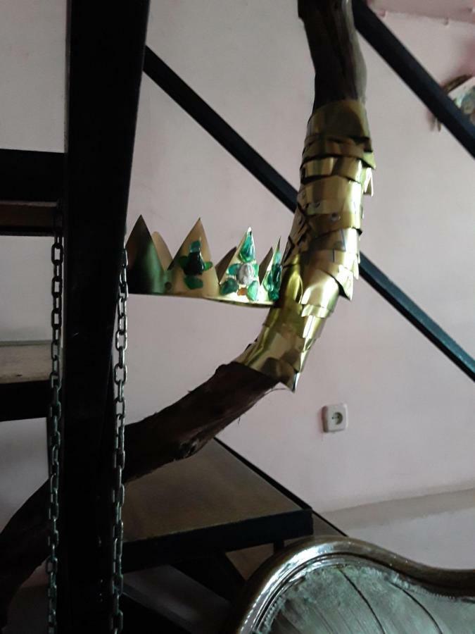 Hostel Retro Batumi Luaran gambar